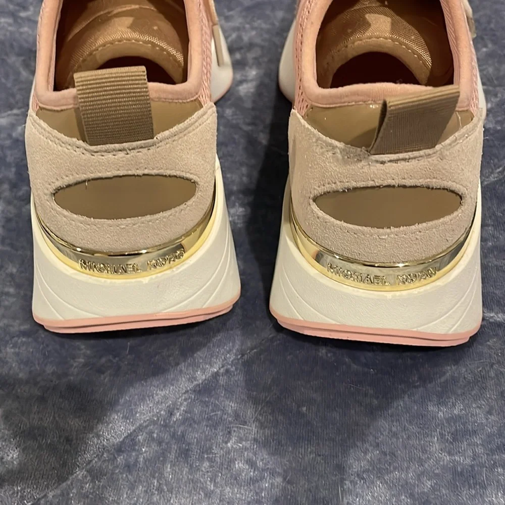 Michael Kors Pink and Tan Women's Sneakers size 7 new without box - Picture 5 of 8